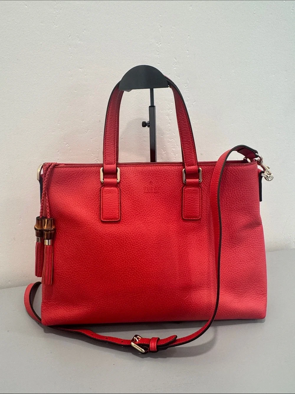 Gucci Bamboo pebbled leather dome with Shoulder Strap